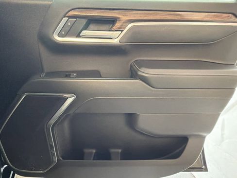 Used 2025 Chevrolet Silverado 1500 LT image 25