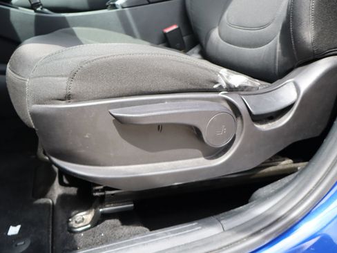 Used 2022 Hyundai Tucson SE AWD/4WD image 13