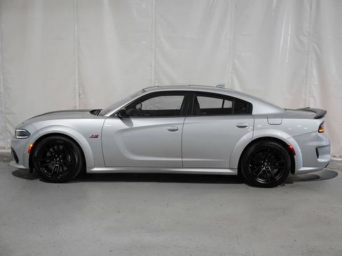 Used 2023 Dodge Charger Scat Pack RWD image 2