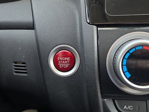 Used 2017 Honda Fit EX image 27