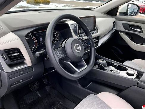 Certified 2023 Nissan Rogue SV image 8