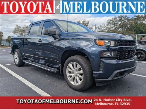 Used 2021 Chevrolet Silverado 1500 Custom image 1