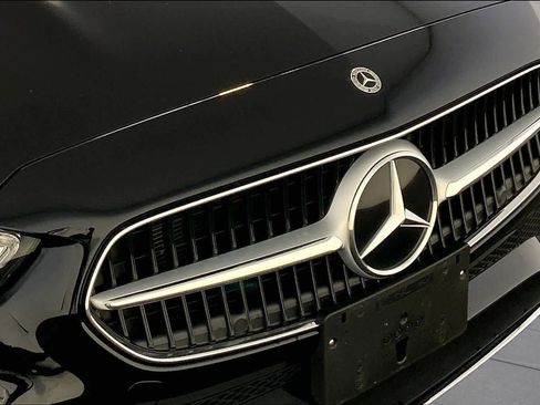 Used 2023 Mercedes-Benz C 300 4MATIC Sedan image 32