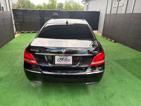 Used 2012 Hyundai Equus Ultimate RWD image 7