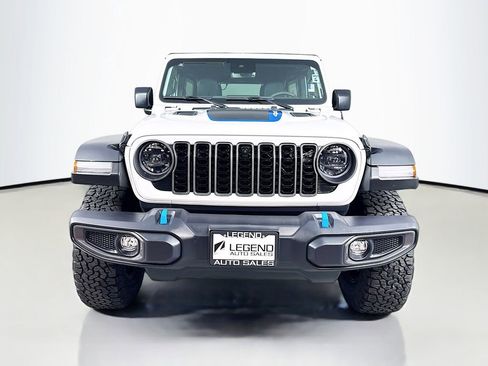Used 2024 Jeep Wrangler Unlimited Rubicon 4xe w/ Technology Group AWD/4WD image 2