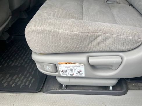 Used 2011 Honda Odyssey EX image 39