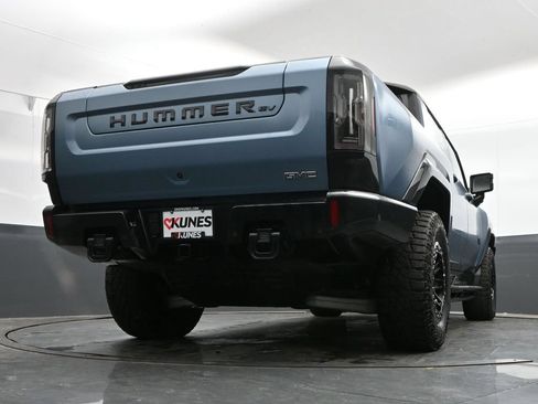 Used 2024 GMC Hummer EV 3X w/ Omega Edition AWD/4WD image 43