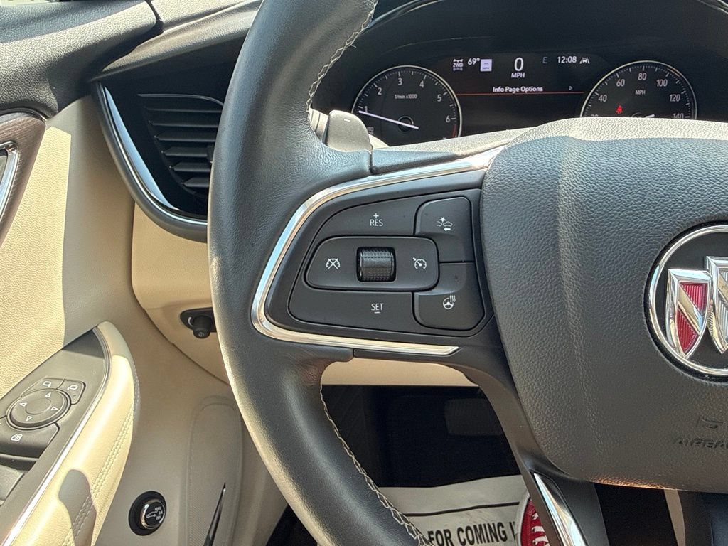Used 2022 Buick Envision Avenir w/ Technology Package II AWD/4WD image 39