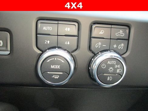 Certified 2023 GMC Sierra 1500 AT4 w/ AT4 Premium Package image 29