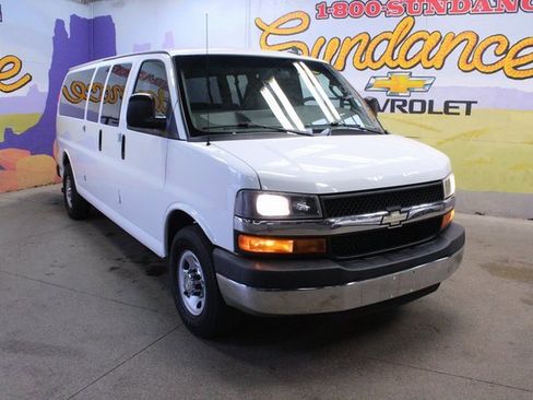 Used 2016 Chevrolet Express 3500 LT w/ LT Preferred Equipment Group image 2
