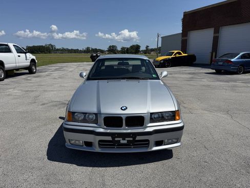 Used 1995 BMW M3 Coupe RWD image 9