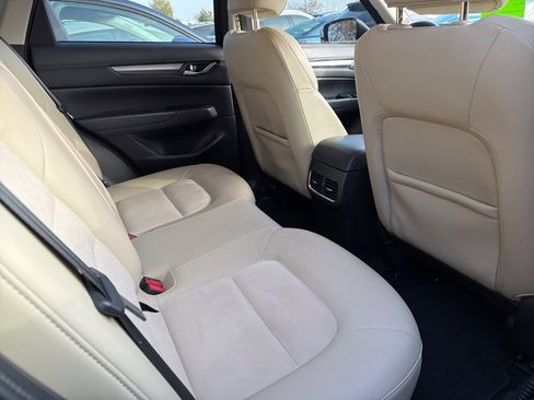 Used 2019 MAZDA CX-5 Touring image 6