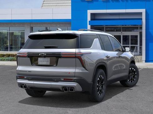 New 2027 Chevrolet Traverse Z71 w/ LPO, Floor Liner Package AWD/4WD image 28
