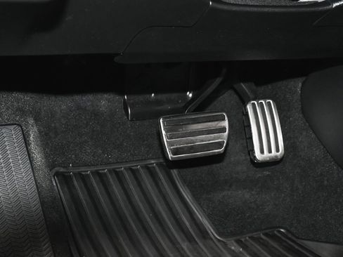 Used 2022 Honda Civic Sport image 16