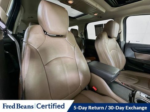 Used 2017 GMC Acadia Limited SLT AWD/4WD image 32