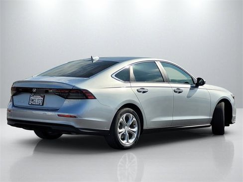 Used 2024 Honda Accord LX image 4