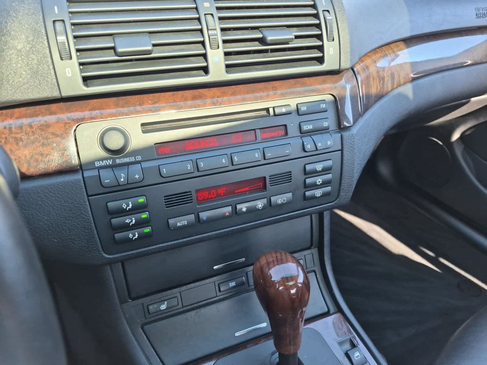Used 2000 BMW 323i Sedan RWD image 29