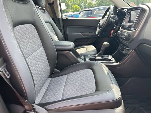 Used 2019 Chevrolet Colorado Z71 RWD image 14