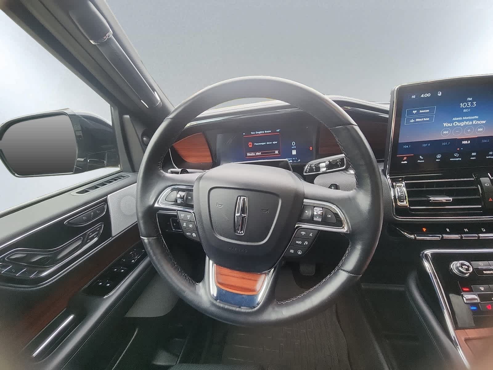 Used 2024 Lincoln Navigator L Reserve AWD/4WD image 17