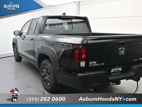 Used 2023 Honda Ridgeline Black Edition image 10