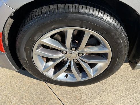 Used 2015 Dodge Charger SXT w/ Plus Group image 29