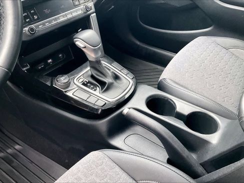 Certified 2024 Kia Seltos S image 15