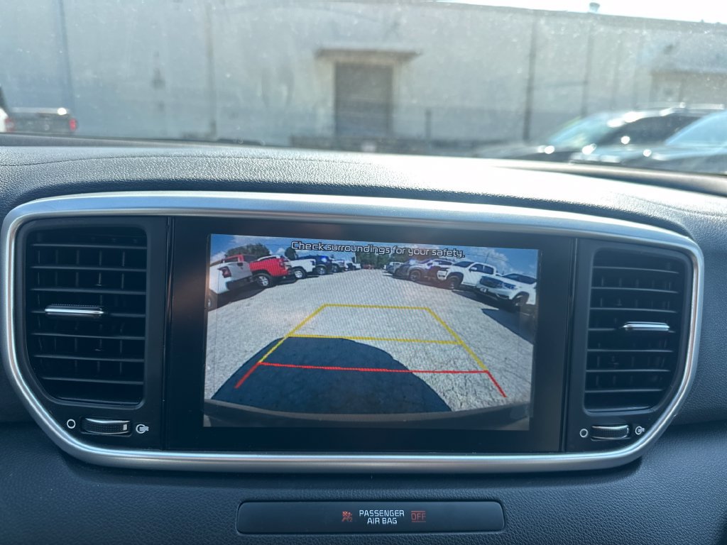 Used 2020 Kia Sportage LX AWD/4WD image 18