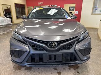 Used 2023 Toyota Camry SE FWD video 2