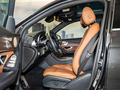 Certified 2021 Mercedes-Benz GLC 300 4MATIC image 20