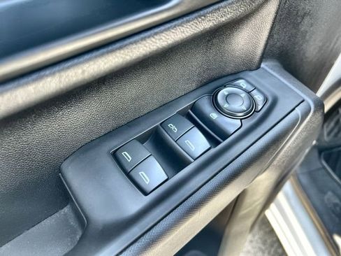 Certified 2025 Chevrolet Silverado 1500 Custom image 22