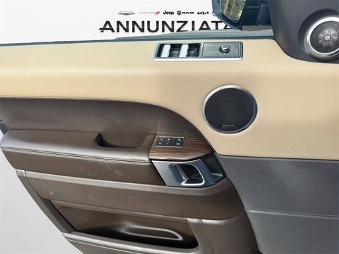 Used 2019 Land Rover Range Rover Sport Supercharged image 29