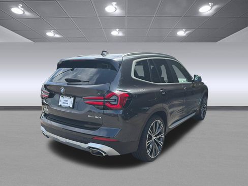 Used 2024 BMW X3 sDrive30i w/ Premium Package RWD image 7