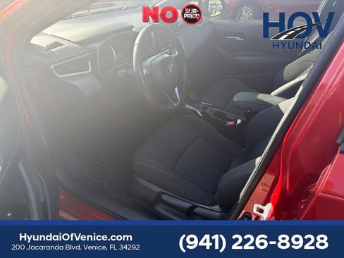 Used 2019 Toyota Corolla SE FWD image 3