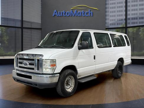 Used 2009 Ford E-350 and Econoline 350 XLT RWD image 3