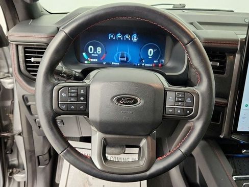 Used 2024 Ford Expedition Limited image 14