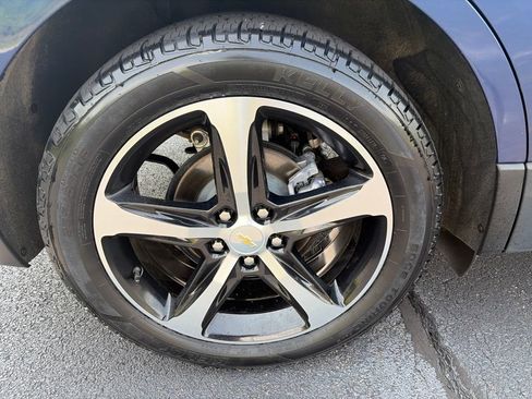 Used 2022 Chevrolet Equinox Premier AWD/4WD image 13