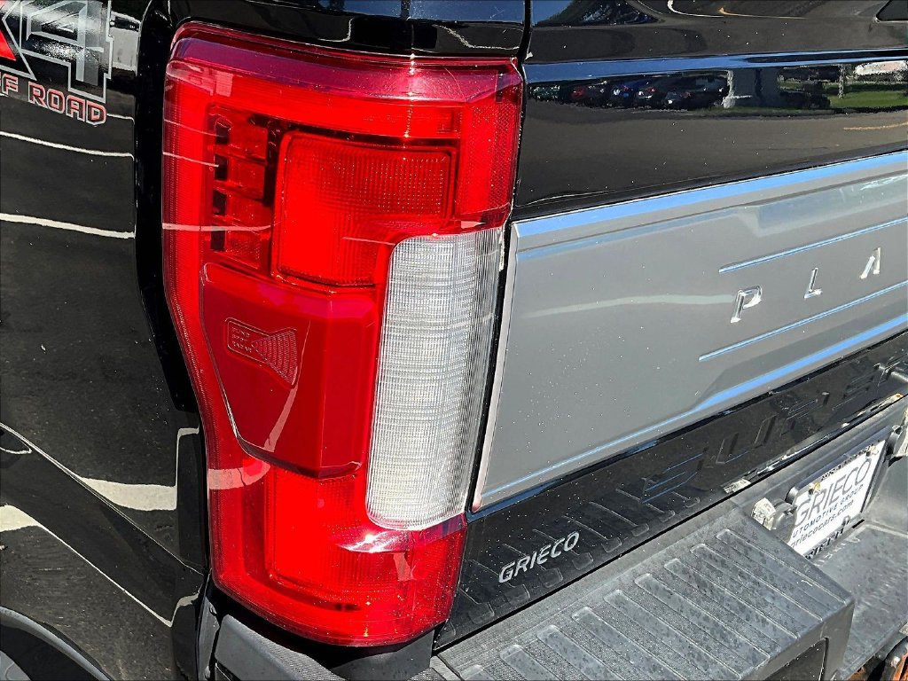 Used 2019 Ford F350 Platinum w/ FX4 Off-Road Package AWD/4WD image 24