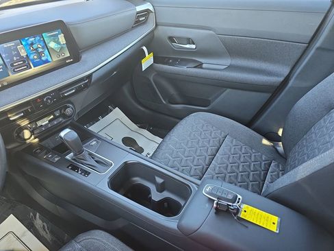 New 2026 Nissan Kicks SV w/ SV Premium Package image 27