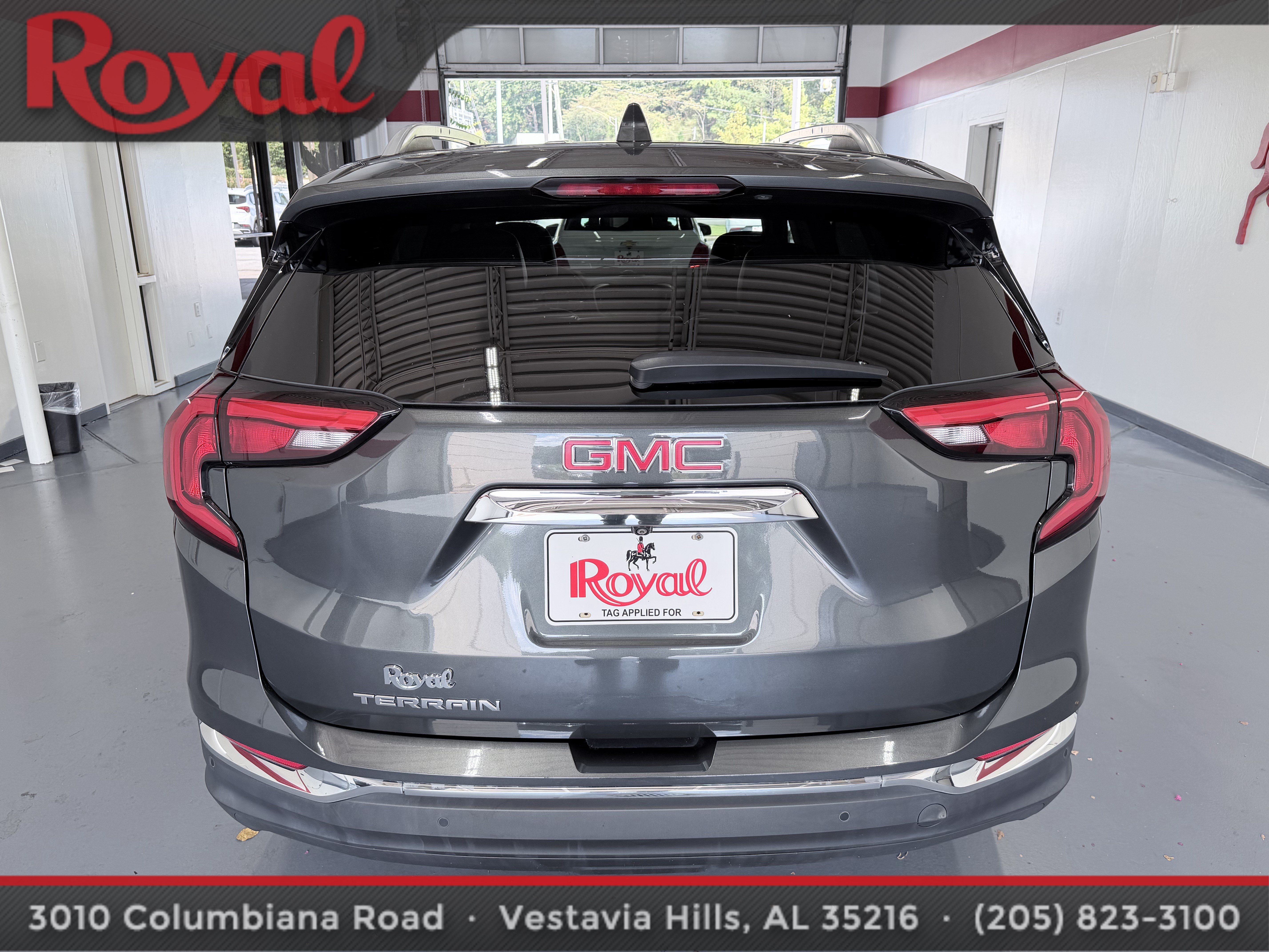 Used 2021 GMC Terrain SLT w/ Infotainment Package II FWD image 5