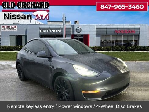 Used 2022 Tesla Model Y Long Range image 5
