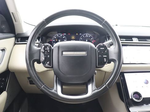 Used 2018 Land Rover Range Rover Velar S AWD/4WD image 16