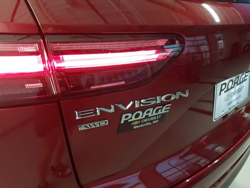 Used 2023 Buick Envision Avenir image 32