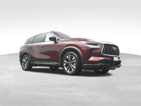 Certified 2025 INFINITI QX60 Luxe image 38