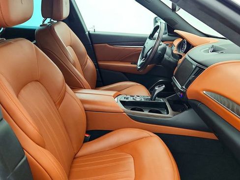 Used 2022 Maserati Levante Modena image 24