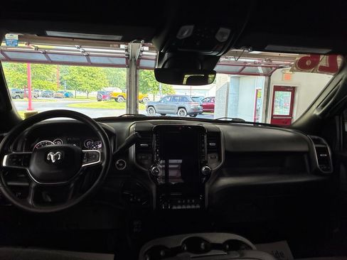 Certified 2026 RAM 2500 Tradesman AWD/4WD image 17
