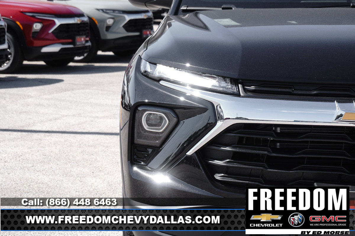 New 2026 Chevrolet TrailBlazer LS w/ LS Convenience Package FWD image 37