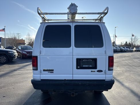 Used 2014 Ford E-250 and Econoline 250 image 6