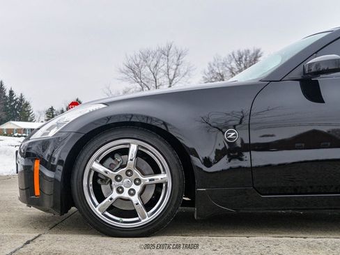 Used 2007 Nissan 350Z Touring image 3