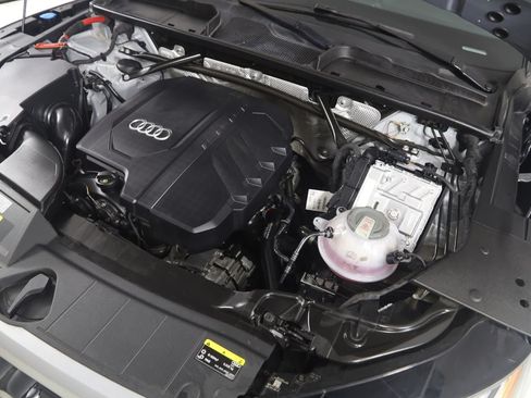 Used 2022 Audi Q5 2.0T Premium AWD/4WD image 19
