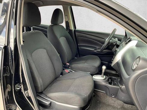 Used 2019 Nissan Versa SV FWD image 9